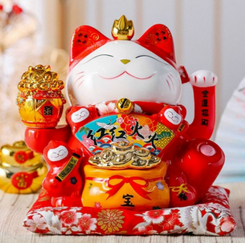 Tượng mèo vẫy tay